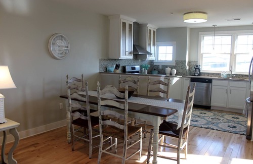 Jerusalem House | Water Views from Every Window! Walk to Salty Brine or Sand Hill Cove Beach!