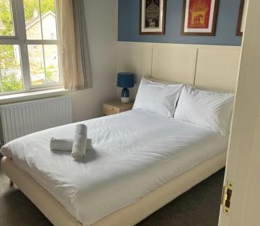 Londonderry House | Waterfoot House