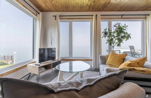 Lotbiniere Regional County Municipality Ski Chalet | Waterfront - Incredible- Le Deriveur