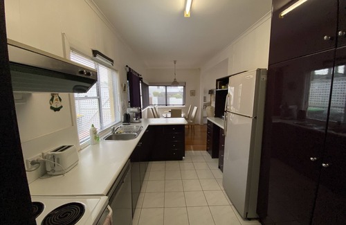 Howrah House | Waterfront 3 Bedroom House 10 min From Hobart