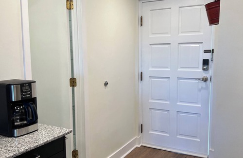 Huddleston Condo | Waterfront Condo with Pool for Romantic Getaways and Fisherman. Pet Friendly!