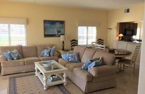 East Naples Condo | Waterfront condo with Golf Membership Transfer option in Windstar on Naples Bay