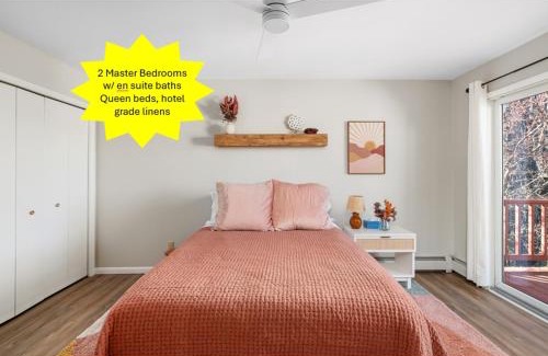 Cheboygan House | Waterfront Retreat By Henn House Properties