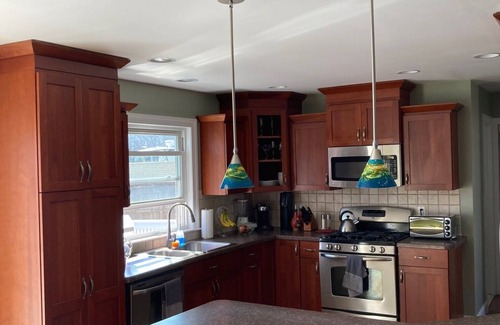 Cedarcroft House | Waterfront views from the pool