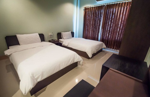 Thoeng Hotel | Wattanawan Hotel