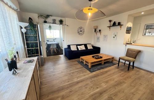 Ile de Nantes Palais des Congres Apartment | Wattignies 4 people TV and WiFi