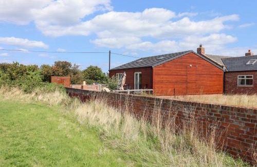 Kilnsea House | Waverley Cottage