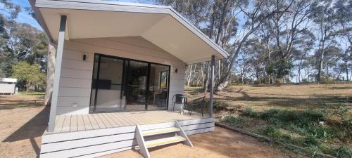 Wedderburn Hotel | Wedderburn Caravan Park