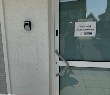 Niederweimar Apartment | Weimotel am See mit Parkplatz, Küche und HDTV