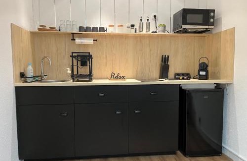 Niederweimar Apartment | Weimotel am See mit Parkplatz, Küche und HDTV