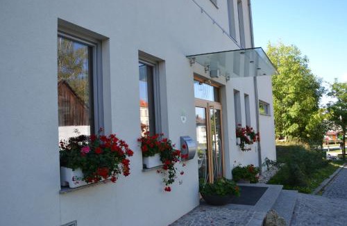 Stetten House | Wein + Bett Wiedeck