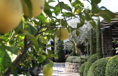 Krov House | Wein und Landhaus Kallfels