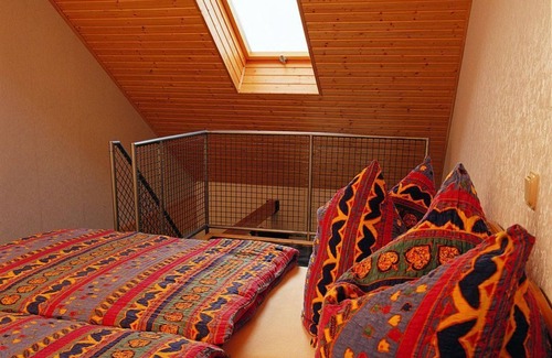 Kluesserath Bed & Breakfast | Weingut Herres - double room with shower and toilet