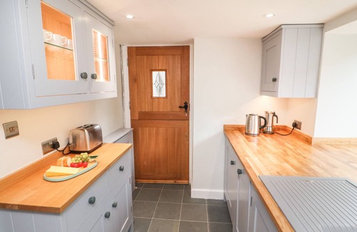Chapel Stile Cottage | WEIR COTTAGE, pet friendly, with open fire in Chapel Stile
