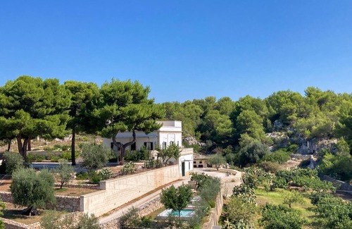 Massafra House | Welcome to CASINA FIND your relaxation surrounded by breath-taking landscape