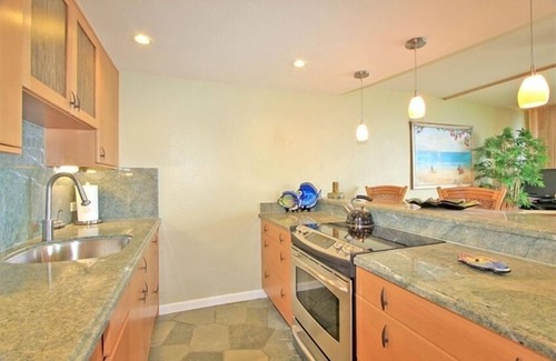 Maalaea Condo | Welcome to our luxury one bedroom Eco-Friendly Honeymoon Suite condo.
