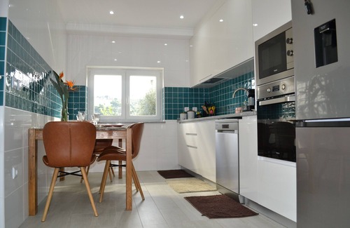 Rio de Moinhos House | Welcome to the house "Casa do Frade"