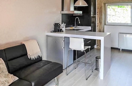 Vimianzo House | Welcome to this lovely vacation home close to the northwest coast of Spain.