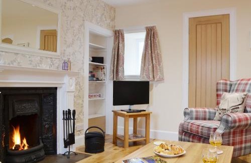 Ceres House | Well Cottage