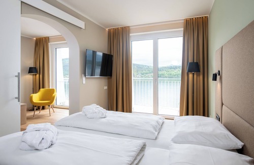 Techelsberg am Worther See Hotel | Werzers Seehotel Wallerwirt