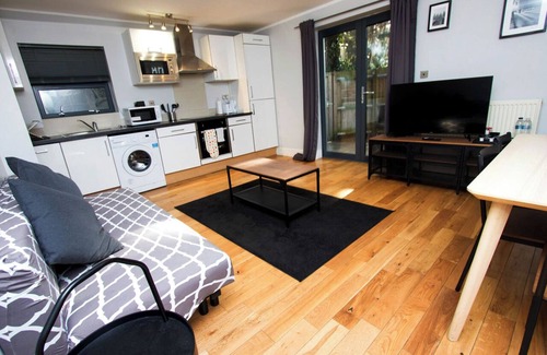 Addiscombe Apartment | Westciti Caroco Aparthotel
