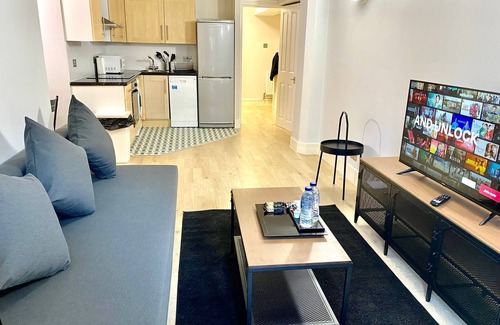 Addiscombe Apartment | Westciti Caroco Aparthotel