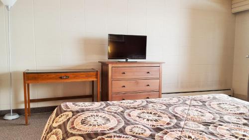 Grande Prairie Hotel | Westport Inn