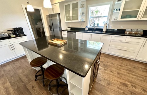 Bay Harbor Estates House | * Where beach days, pool nights, and unforgettable memories begin! *