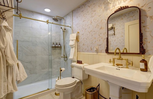 Anchorage Bed & Breakfast | Whimsy Station