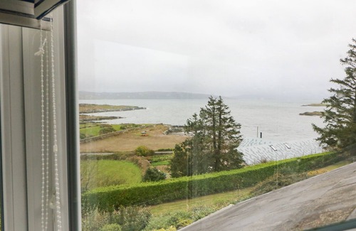 Ahakista Cottage | Whispering Pines