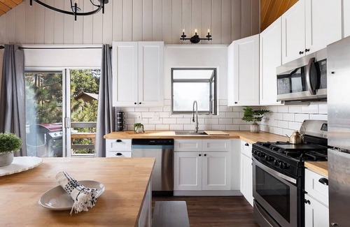 Lake Arrowhead House | Whispering Pines | Amazing Views | Family Fun