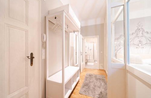 Geidorf Apartment | White Flat by GrazRentals with cool location & free parking