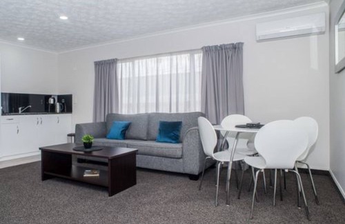 Gisborne Hotel | White Heron Motor Lodge