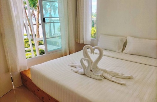 Bai Lan Hotel | White house bailan resort