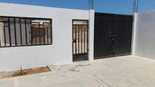 Los Organos House | White House, CASA FAMILIAR X 7 PERSONAS