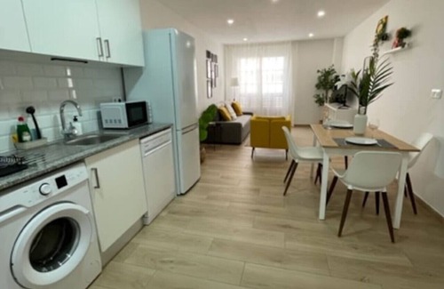 Godella Apartment | White Lily Apartment