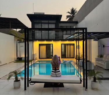 Maina Villa | White Tiger Villa