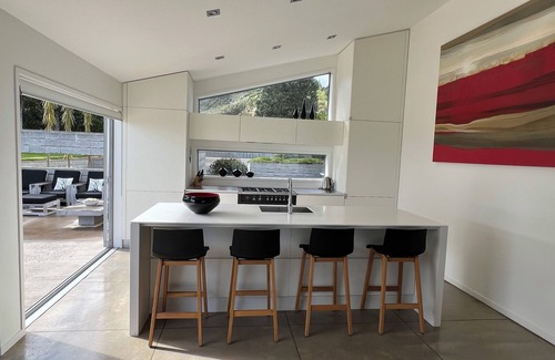 Waiiti House | WhiteCliffs Waterfront Beach House nBeautiful sea views.