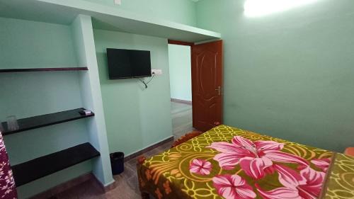 Urapakkam Hotel | WHITRS INN KILAMBAKKAm