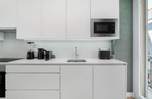 Sao Jorge de Arroios Apartment | WHome Light-Filled Studio with a True Neighborhood Feel