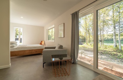 Wasilla Resort | Why rent a house? Have a whole resort!