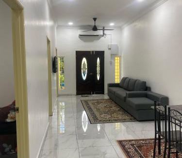 Bukit Belimbing House | WIDADD HOMESTAY Kuala Selangor