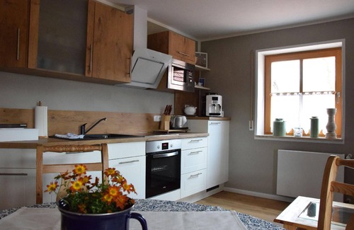 Stockheim Apartment | Wiesengrund flat - tradition meets modernity