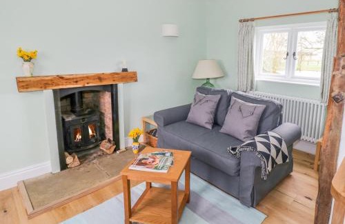 Napton-on-the-Hill House | Wigrams Canalside Cottage