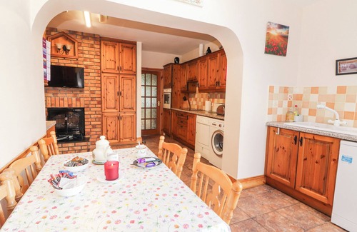 Portmagee Cottage | WILD ATLANTIC WAY COUNTRY COTTAGE in Portmagee, County Kerry