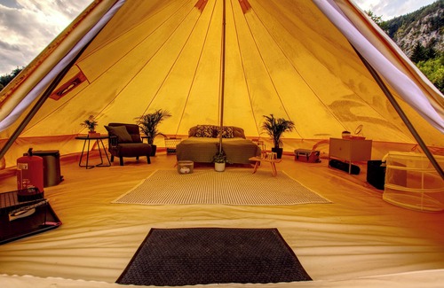 Schwarzau im Gebirge Other | Wild Glamping in the Vienna Alps