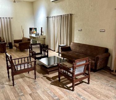 Parsivni Hotel | Wild Woods Tiger Resort