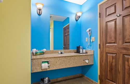 Crawfordville Hotel | Wildwood Inn