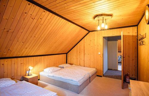 Losie Villa | Willa Rybaczówka nad jeziorem Klimkówka