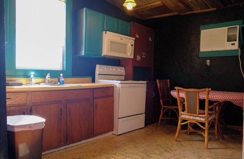 Minden Cabin | Willie's Cabin @ Yellow Rose Canyon